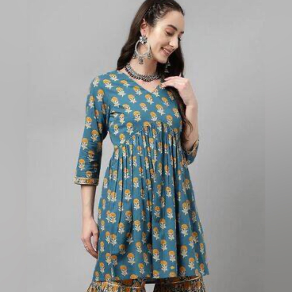 Fiorra Blue Green Pleated 3/4 Sleeve Tunic‎ XL